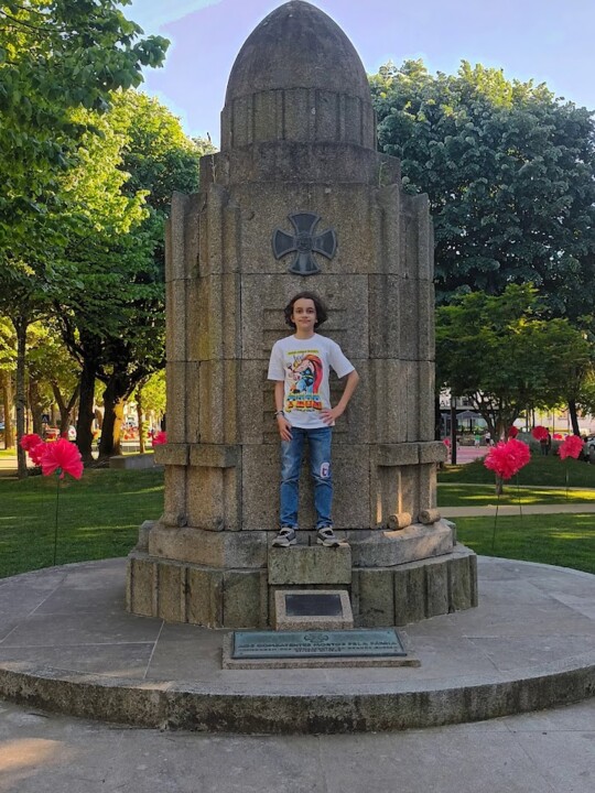 Não me canso disto 25abril.jpg