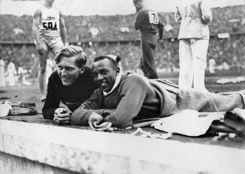 Luz Long com Jesse Owens/BILD