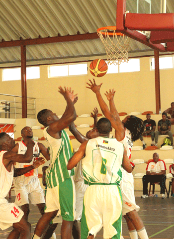 BASQUETE-6.gif BASQUETE-6.gif