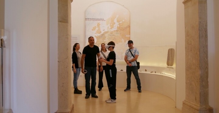 p1680812b_w720 (1).jpg