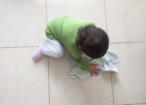 Maria a limpar 7.jpg