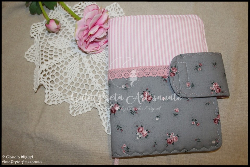 Capa de livros Small Cute Roses1.JPG