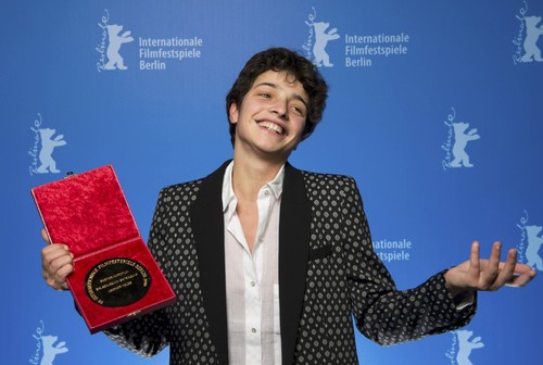 Leonor-Teles-Balada-de-um-Batráquio.jpe Leonor-Teles-Balada-de-um-Batráquio.jpe