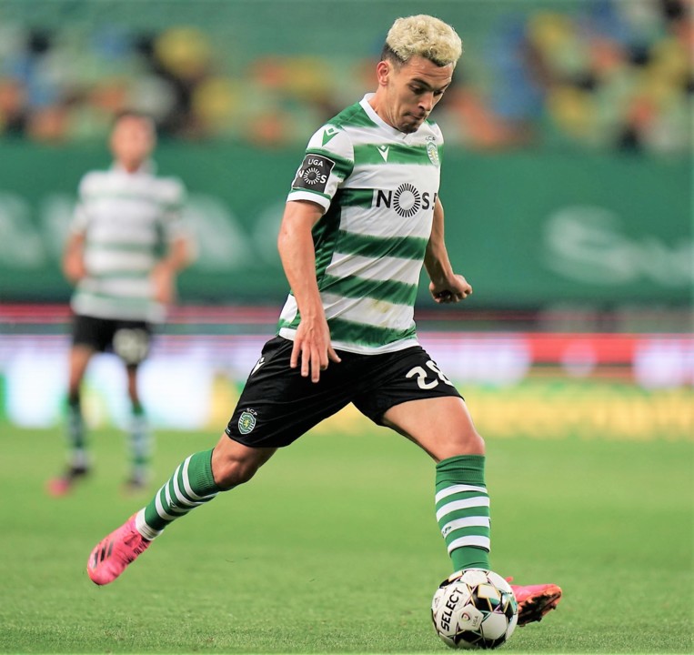 Sporting-midfielder-Pedro-Pote-Goncalves-in-action