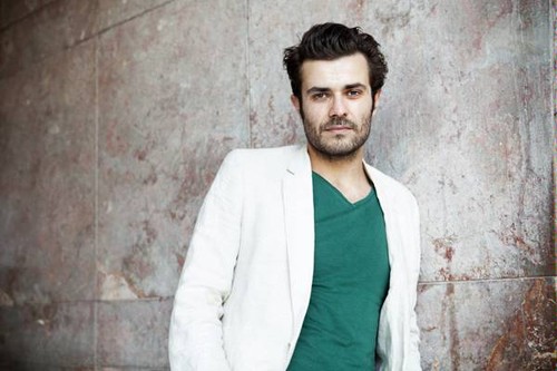 ALBANO JERONIMO.jpg ALBANO JERONIMO.jpg