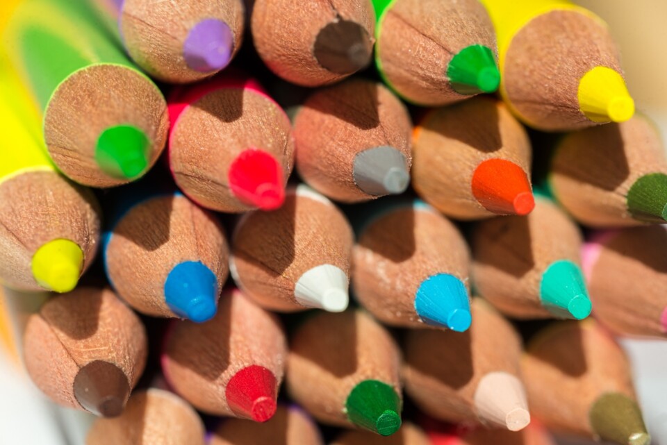 colored-pencils-g0ad6f3780_1920.jpg