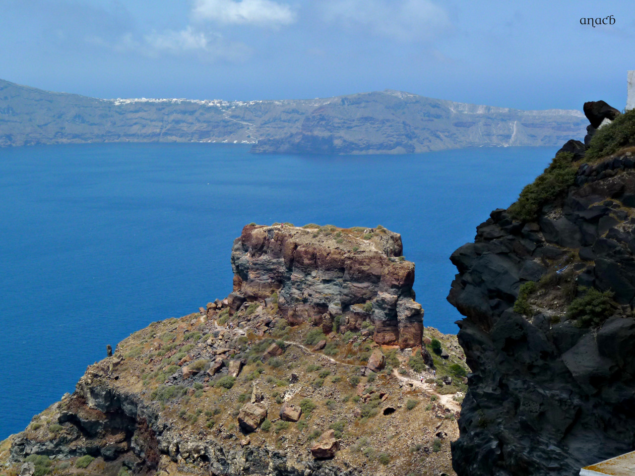 Santorini-Imerovigli (1086) cópia assin.jpg