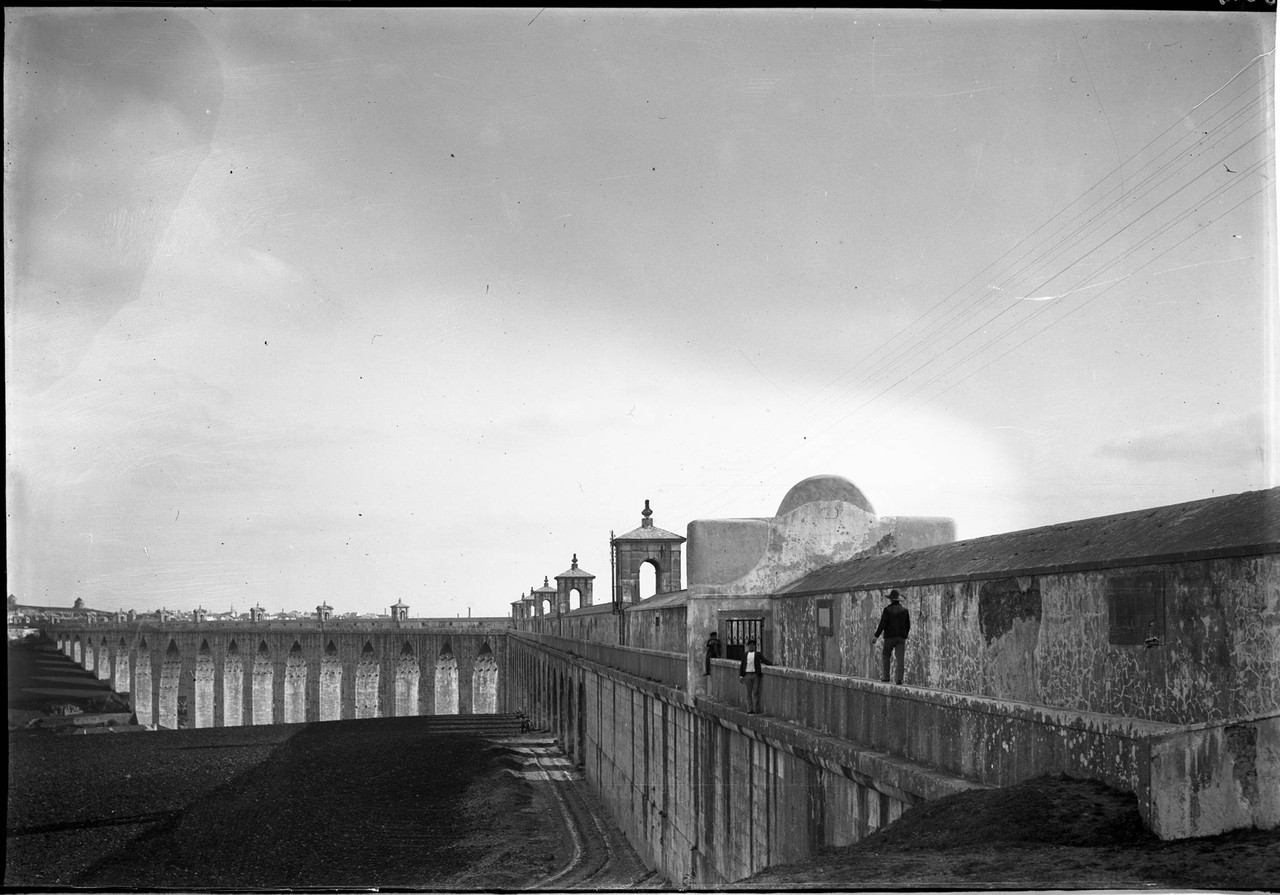 O Passeio dos Arcos do Aqueduto das Águas Livres,