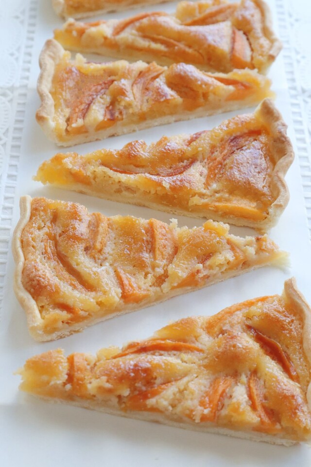 tarte frangipane de nêsperas (magnórios)