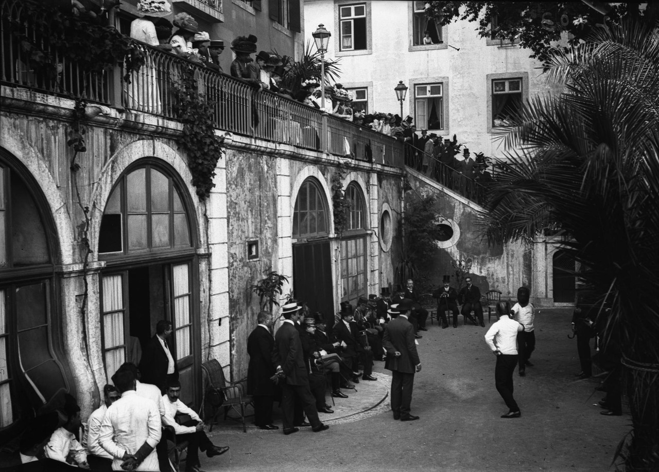Semana de Armas Portuguesa no jardim do Grémio Li