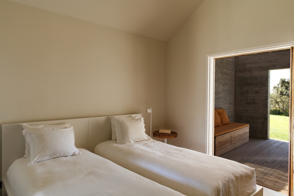 15-950x633.jpg 15-950x633.jpg