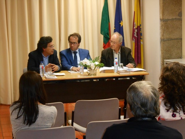 Fernando Hilário_Biblioteca (Small).JPG