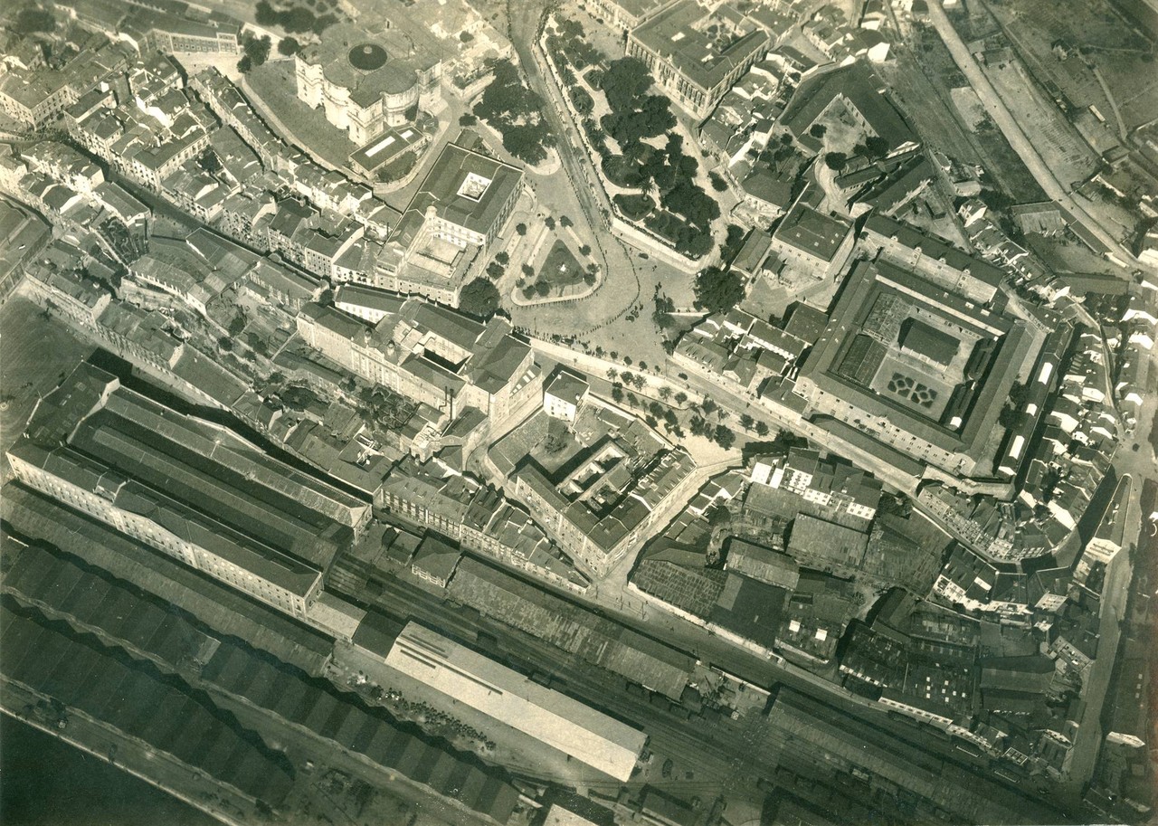 Fotografia aérea sobre Santa Apolónia e Campo de Fotografia aérea sobre Santa Apolónia e Campo de