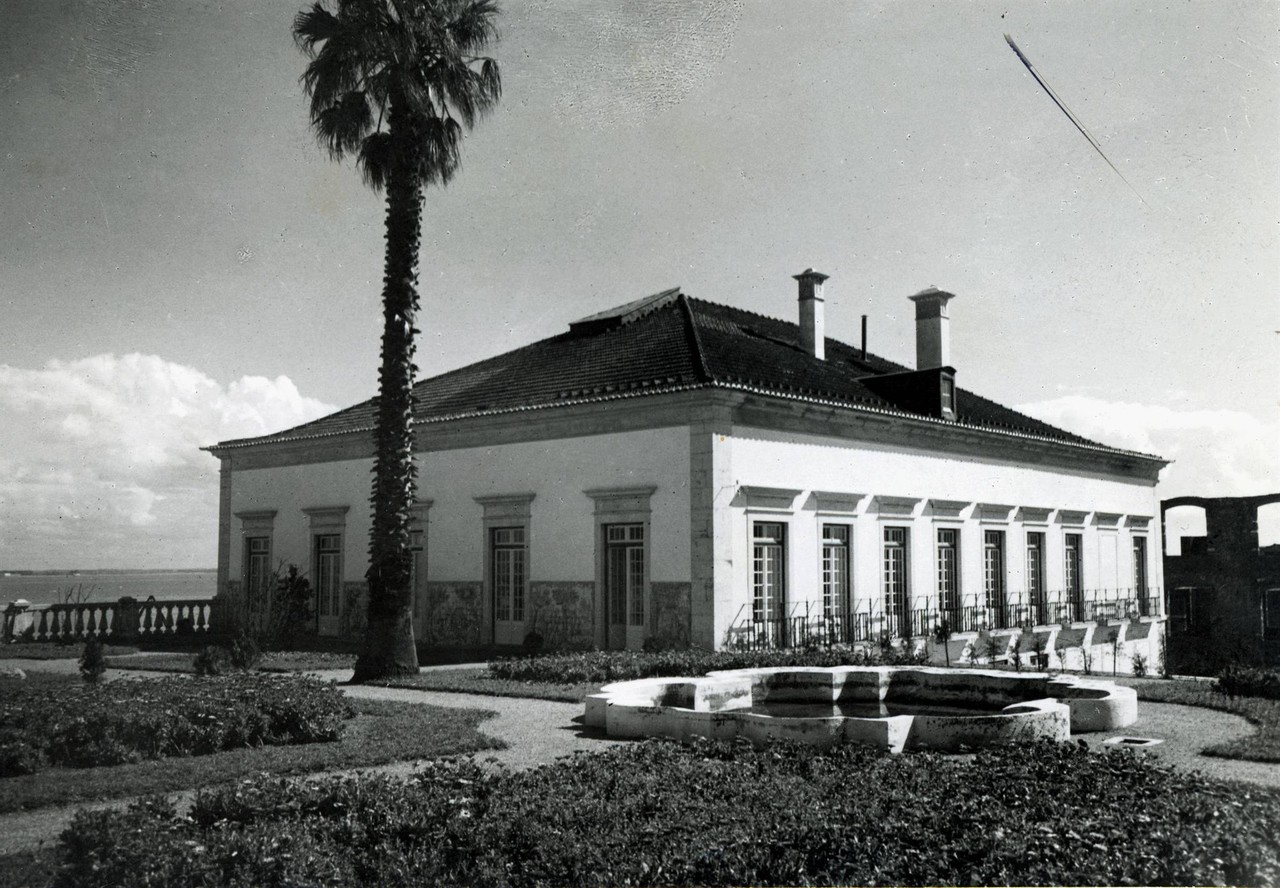 Palácio da Mitra, aspecto geral a partir do jardi