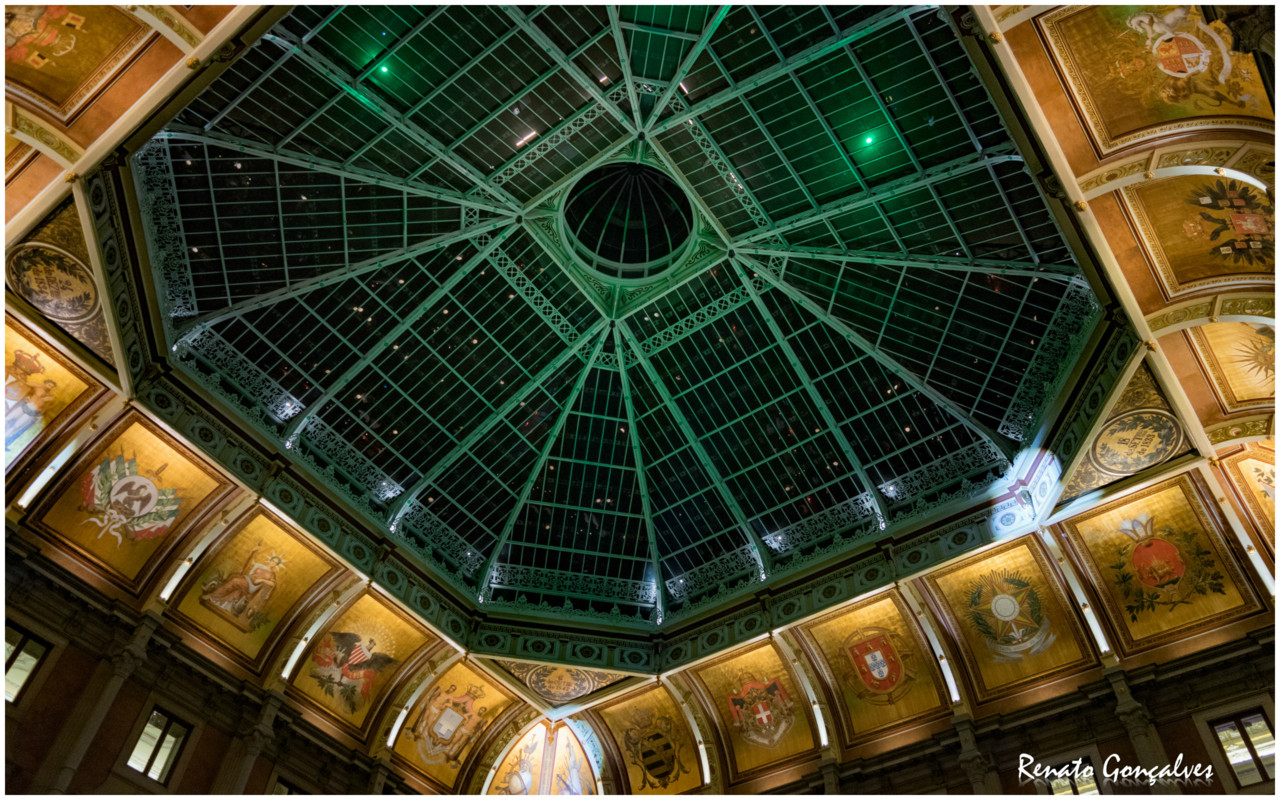 ESSÊNCIA DO VINHO – PORTO