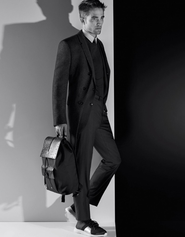 Robert-Pattinson-Dior-Homme-Fall-2018-Campaign-004