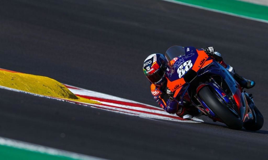 Miguel Oliveira dominou em Portimão