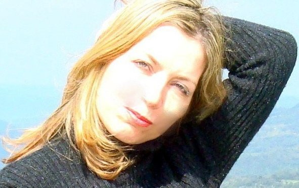 Sandrade Santos2.jpg