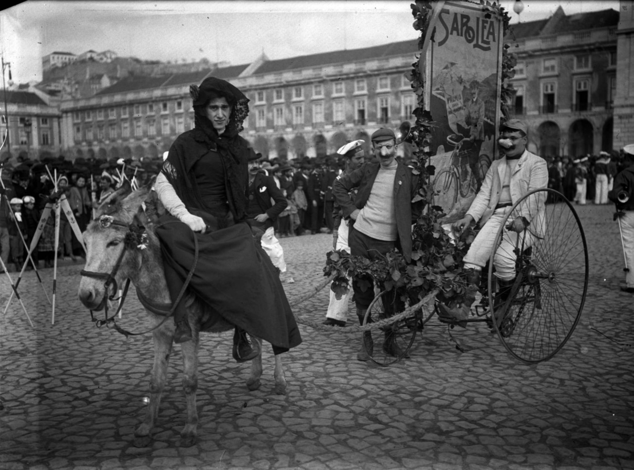 Mas iam sempre muito compostos e devidamente tapad