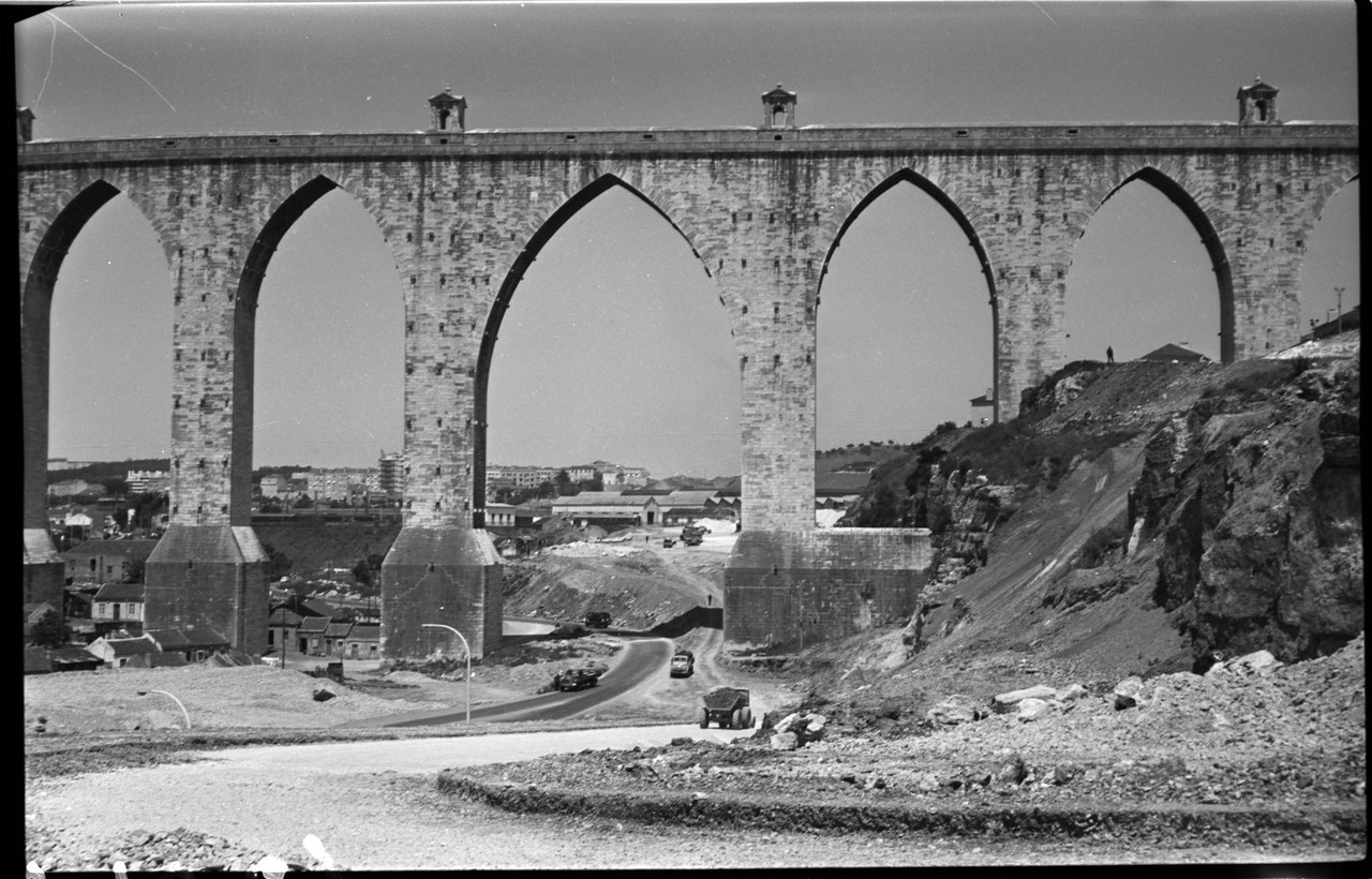 Abertura da Avenida Calouste Gulbenkian 1.jpg Abertura da Avenida Calouste Gulbenkian 1.jpg