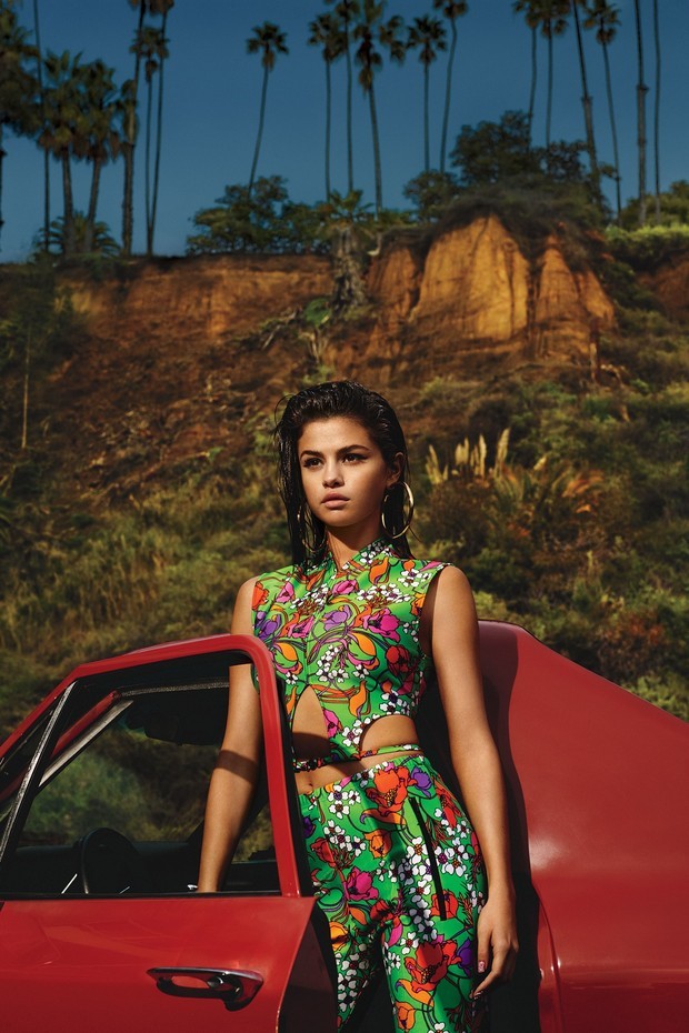 02-selena-gomez-vogue-april-2017.jpg