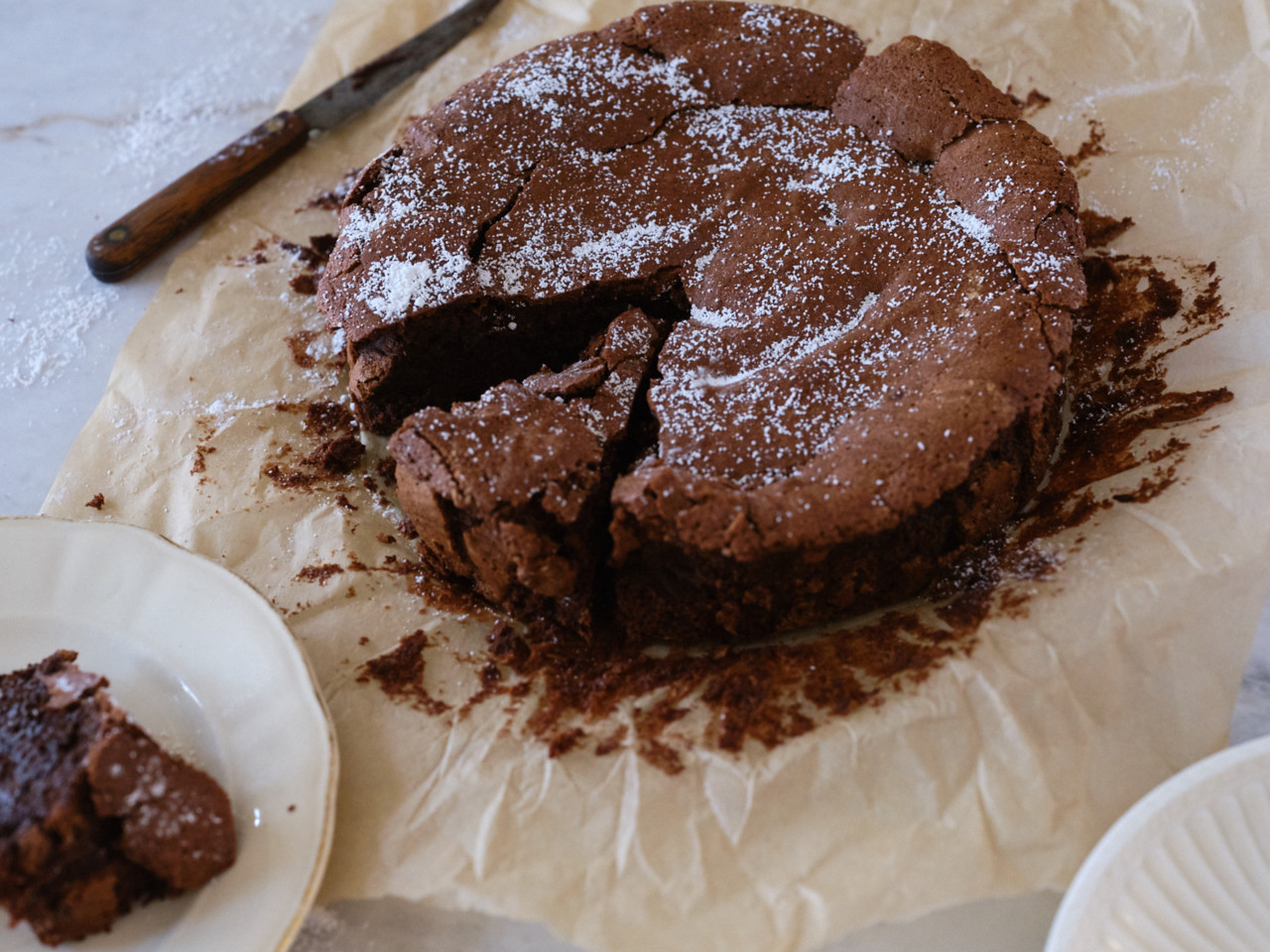 flourless-chocolate-cake-recipe-h1.jpeg