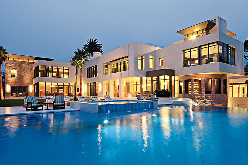 19-Hilltop-Compound-in-Bel-Air-by-Landry-Design-Gr