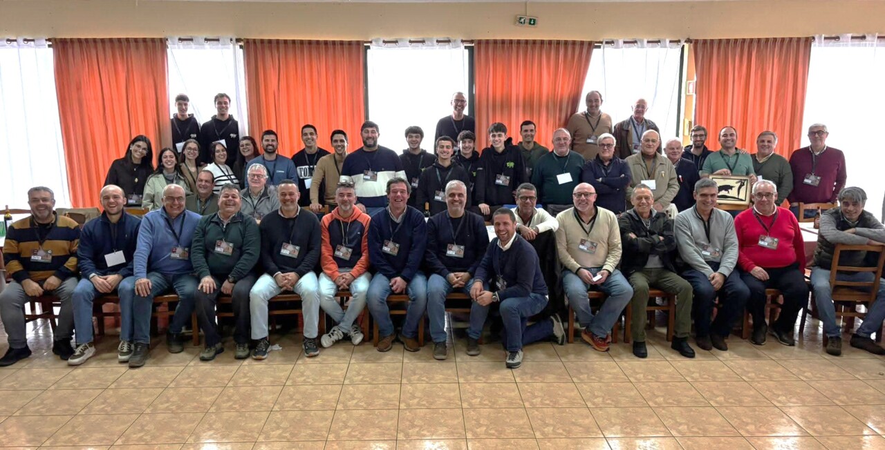 Foto Cronica 204DI JAN26 - Um almoço de geraçõe