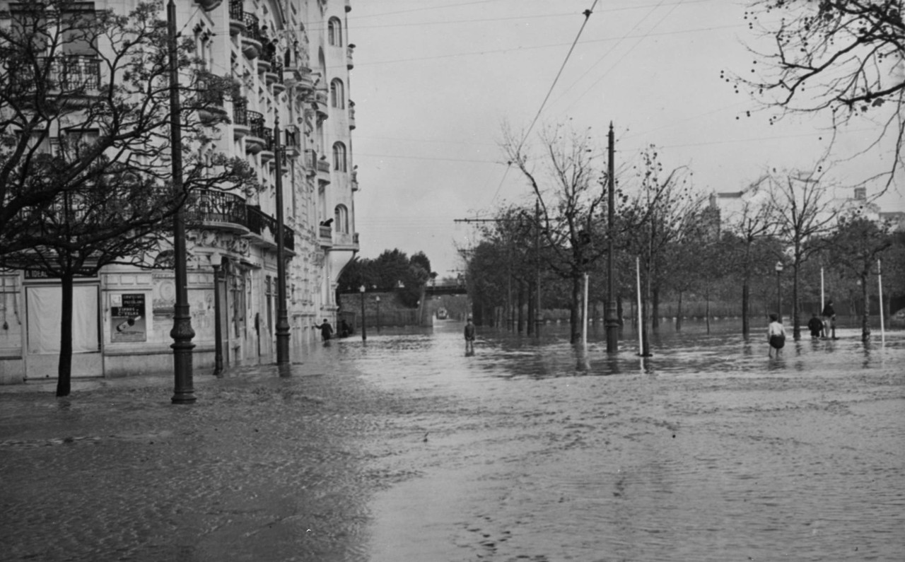 Inundações, Av. da República.jpg