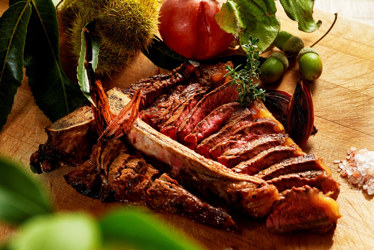 SOMOS Restaurant & Lounge