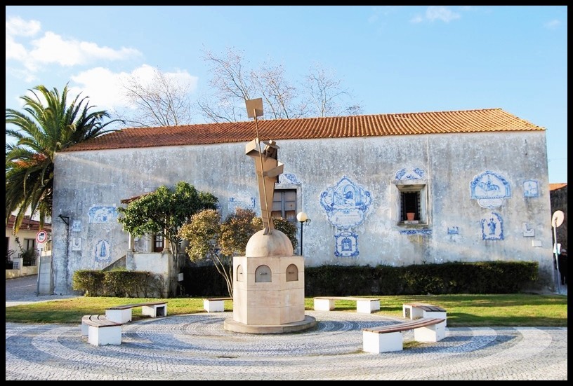 monumento_padeira.jpg monumento_padeira.jpg