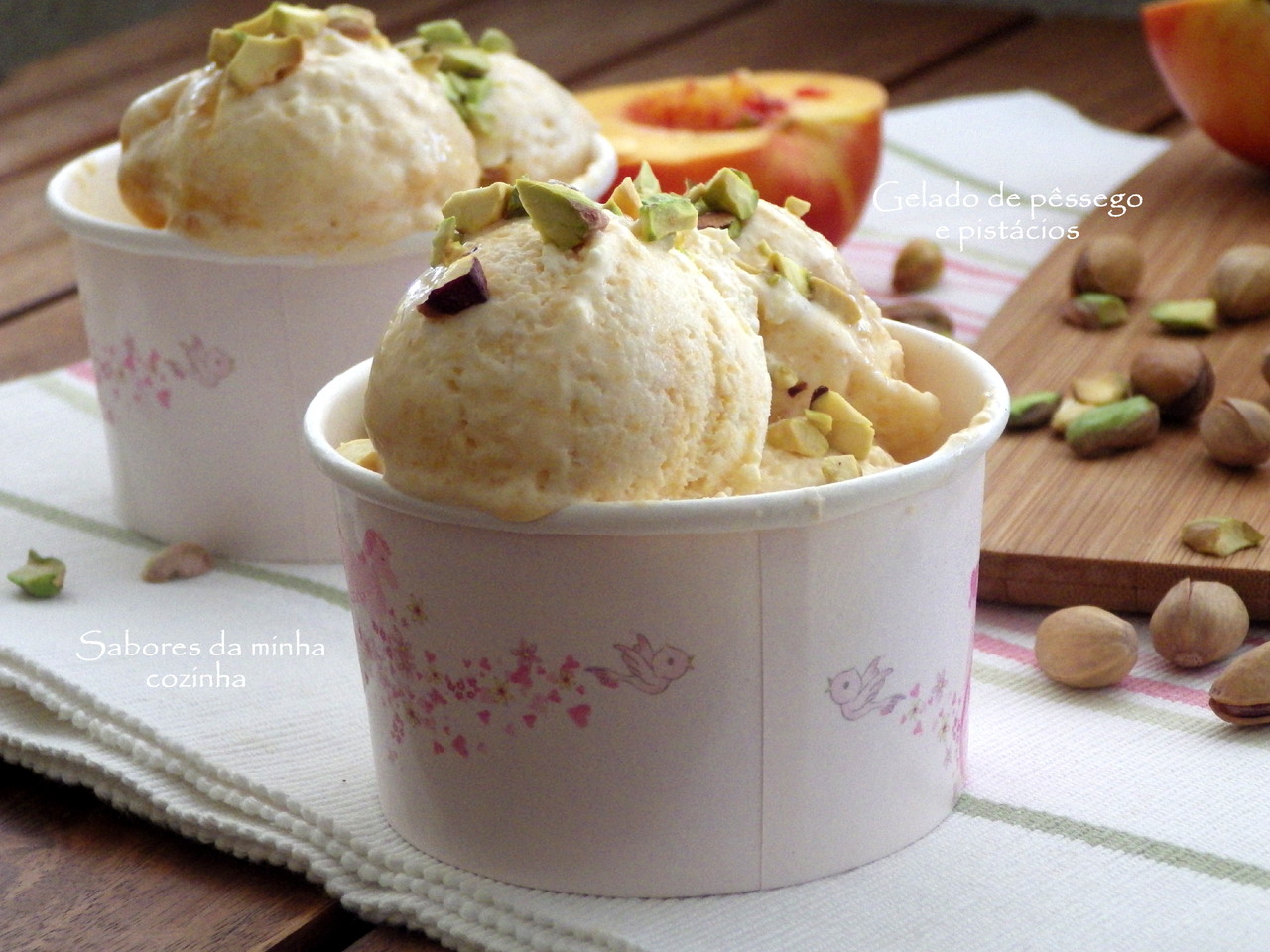 IMGP5011-Gelado de pêssego e pistácios-Blog.JPG IMGP5011-Gelado de pêssego e pistácios-Blog.JPG