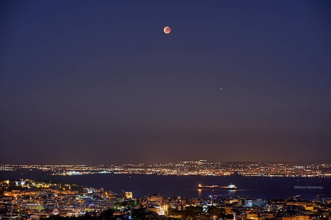 38528897_2195795690746058_2960289986676523008_o.jp