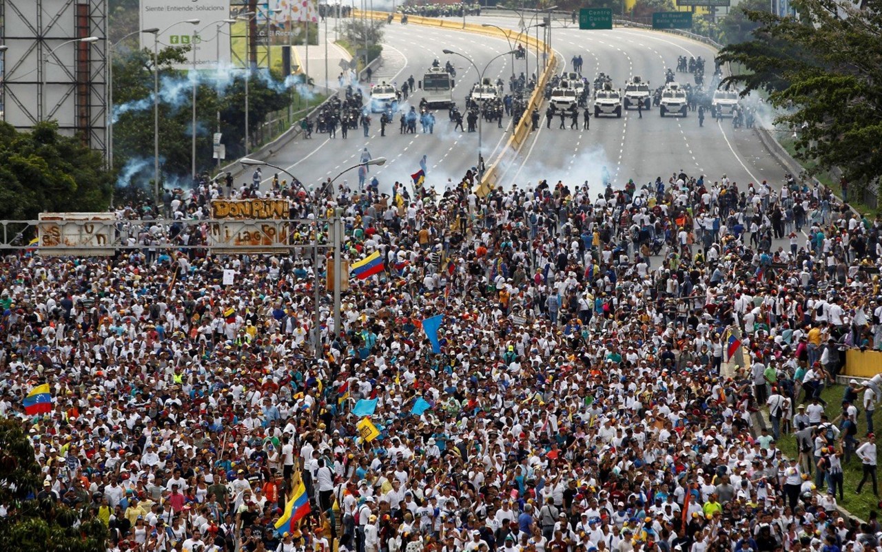 00-31-43-protesto-venezuela.jpg