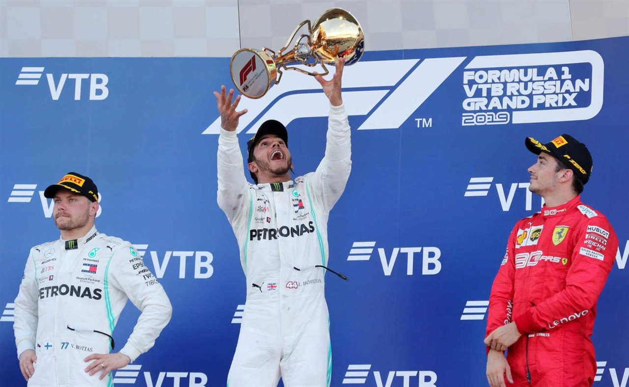 Hamilton aproveitou problema de motor de Vettel