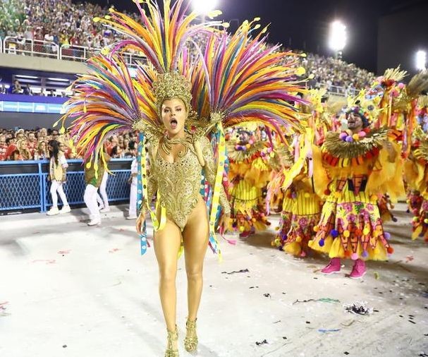 Luísa Sonza 2 (Carnaval Rio 2020).jpg