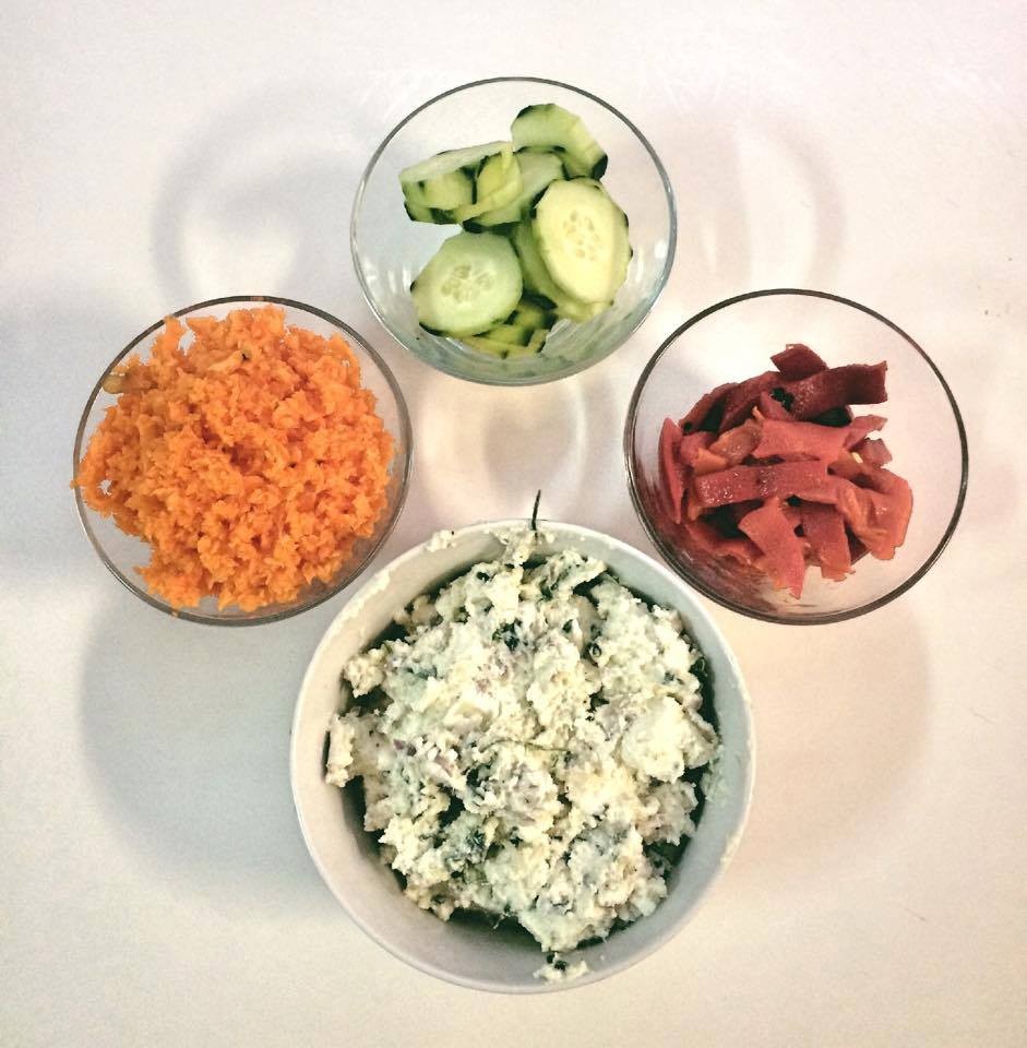 Pâté de requeijão com legumes.jpg