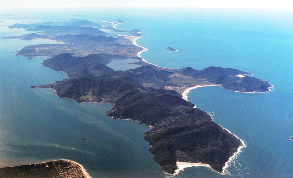 Ilha-de-Santa-Catarina-Floripa-A-maior-Ilha-do-Bra