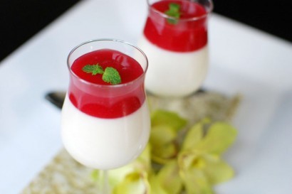 lychee-panna-cotta-with-guava-gelee-410x273.jpg