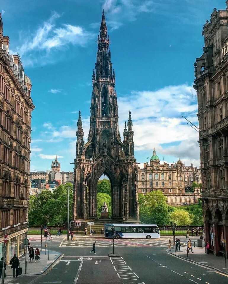 587389538_122262226196021078_1620182339642364565_n