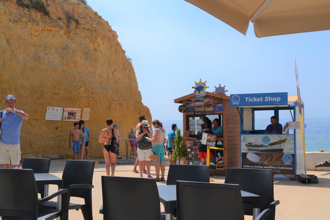 36340498_10210109664852909_1502115956523008000_n.j