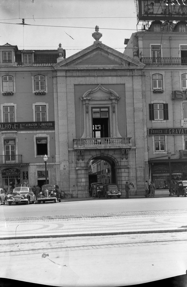 Arco do Bandeira, foto de Eduardo Portugal, in a.f