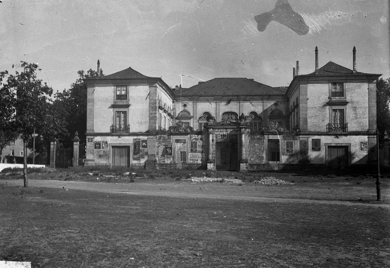 Largo do Dr. Afonso Pena e Palácio Galveias, Lisboa (J.A.L. Bárcia, s.d.)