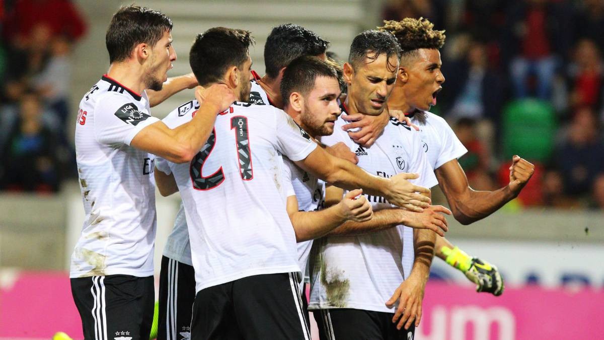 benfica.jpg benfica.jpg