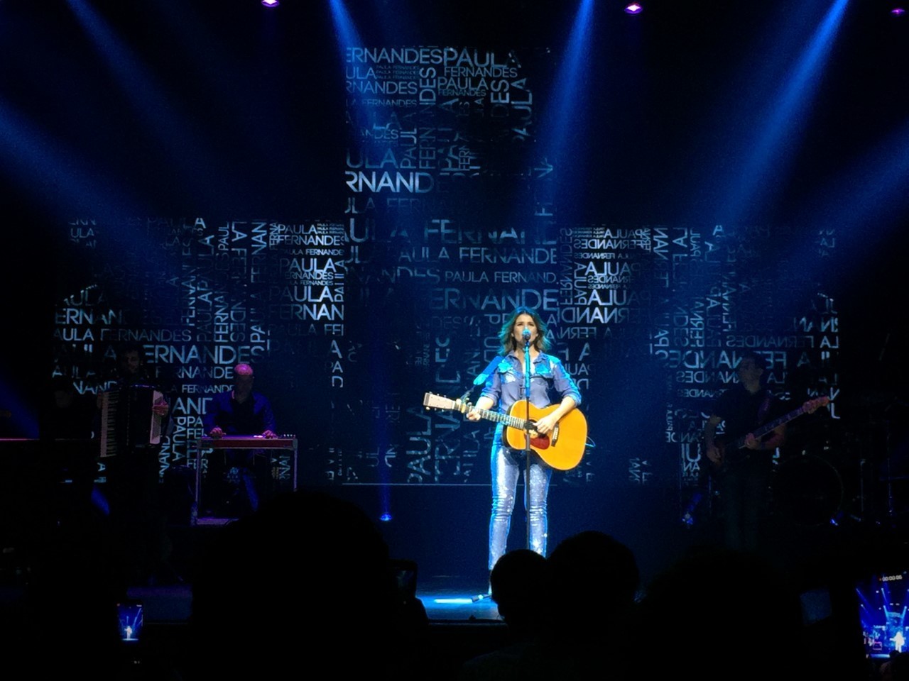 paula fernandes 02.jpg