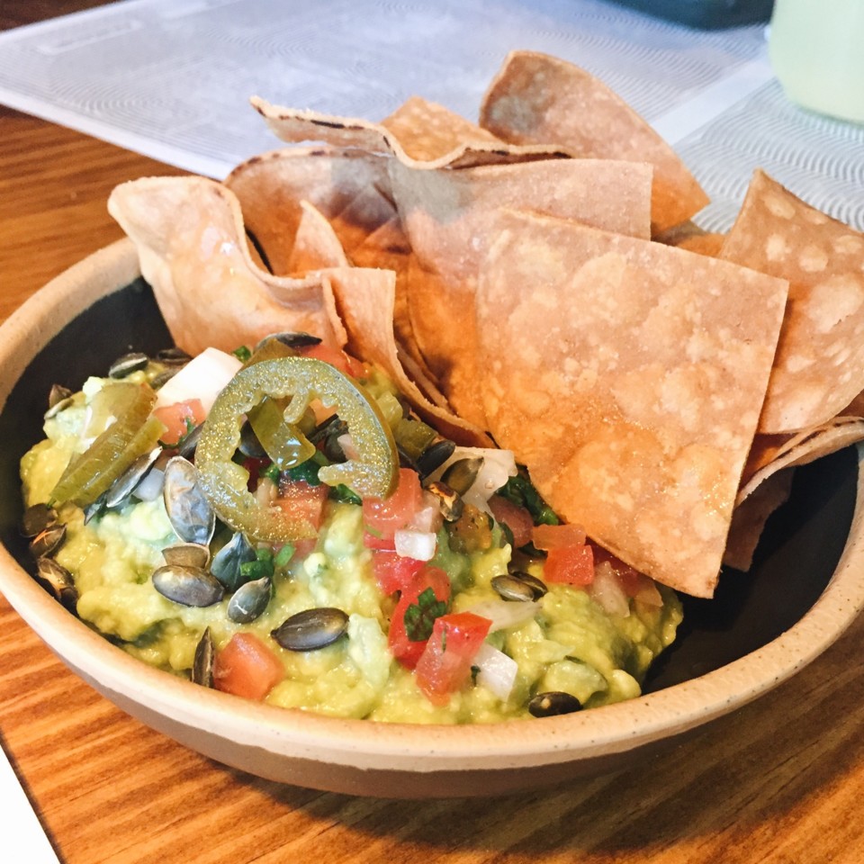 barra-cascabel-guacamole.jpg