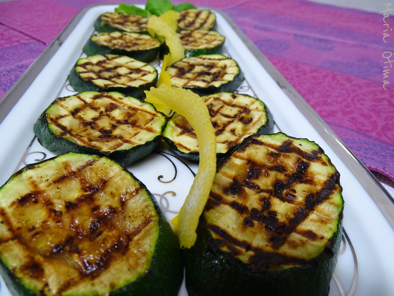 Courgette grelhada_maria Ótima.jpg