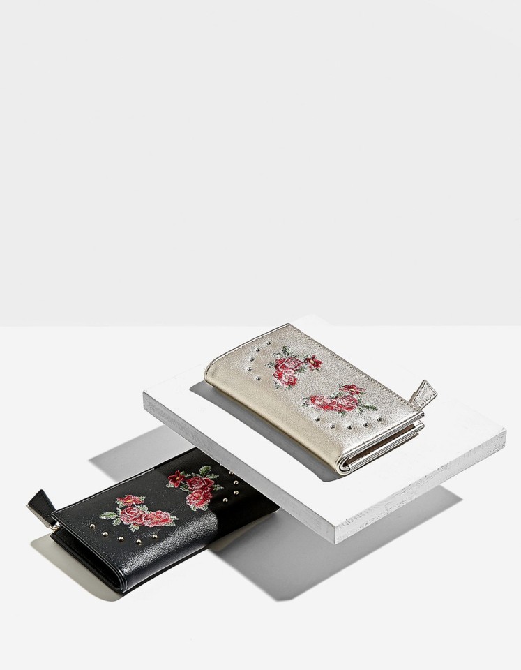 Porta-moedas Stradivarius 7.95€.jpg