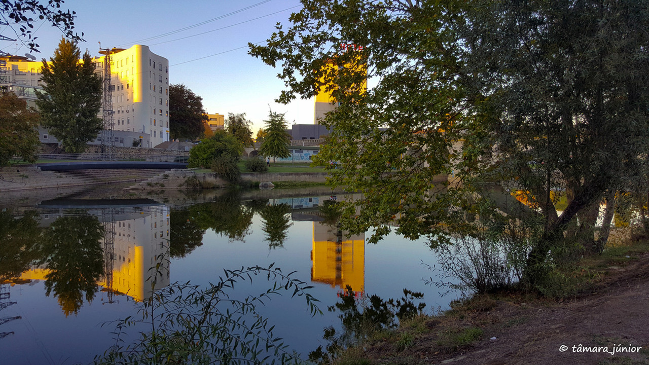 2017.- Passeio pedonal urbano rio Tâmega (2).jpg