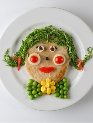 Prato-Menininha.jpg Prato-Menininha.jpg